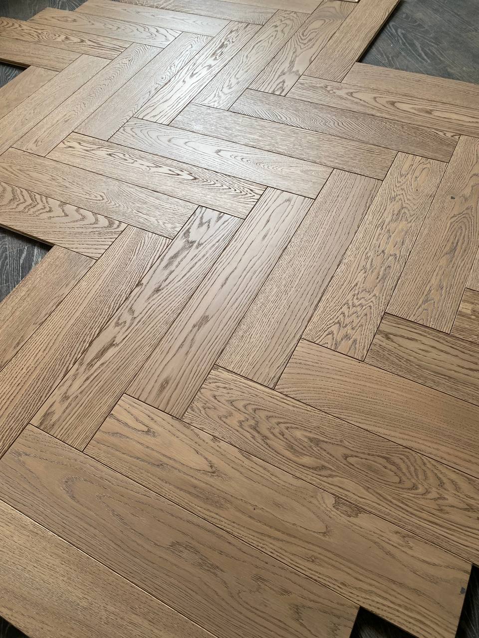 Инженерная доска Eparket Дуб Shuya натур УФ лак венгерская елка 540×90×15 Инженерная доска Eparket Дуб Shuya натур УФ лак венгерская елка 540×90×15